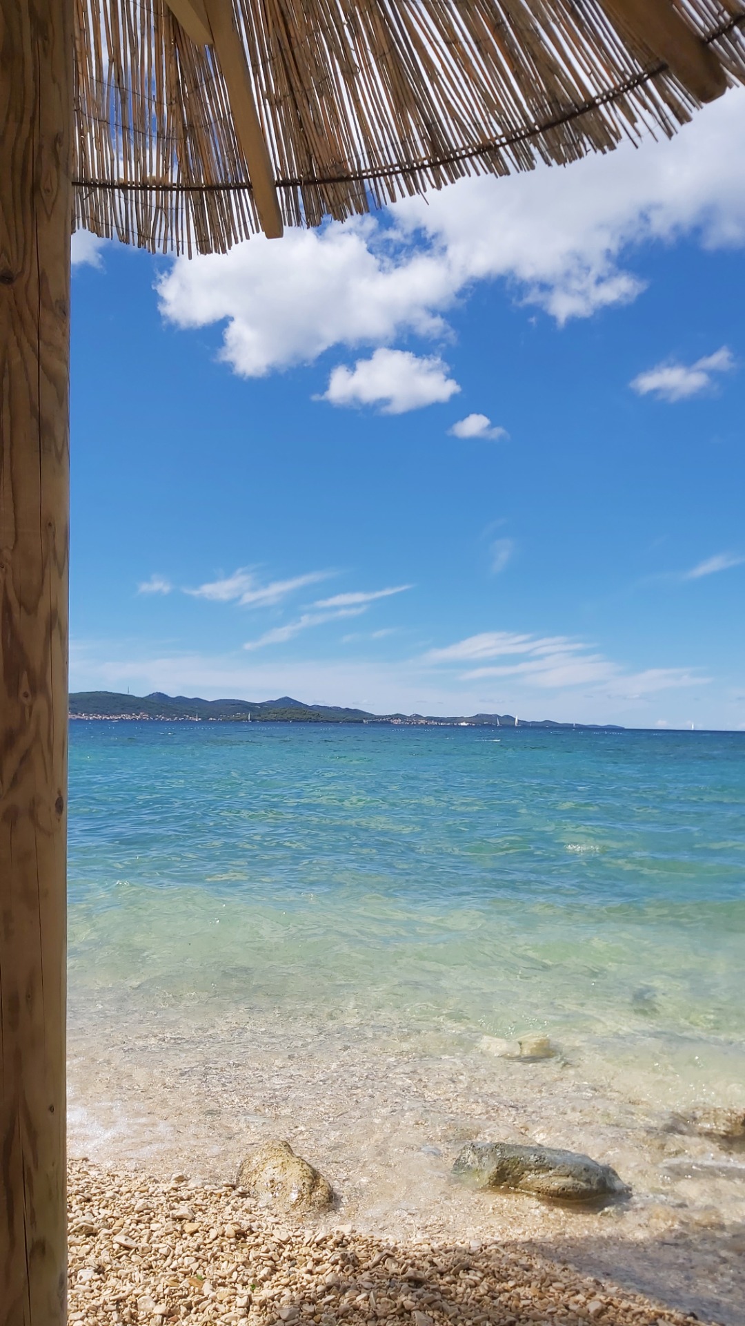 Ey ey ey, I'm on vacation...